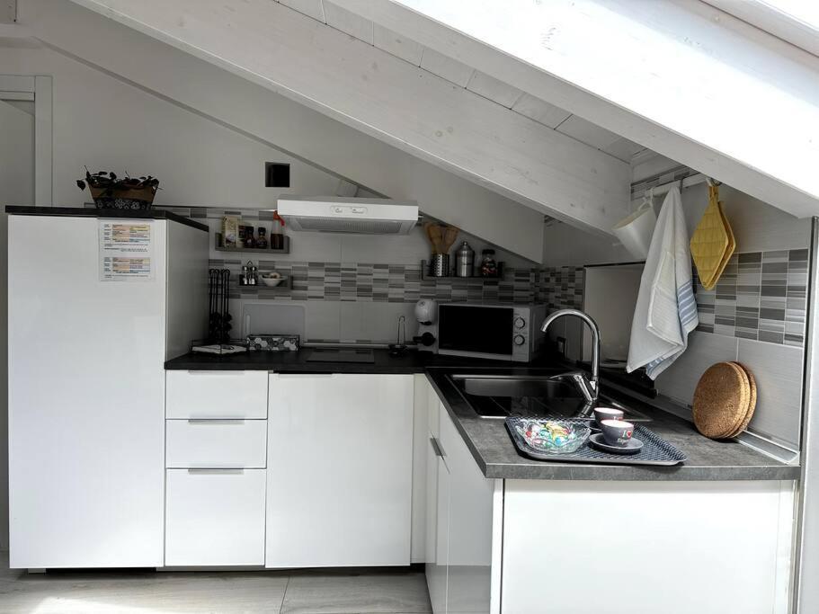 The Sweet Attic Room - De Vivo Realty Meta Di Sorrento Exteriér fotografie